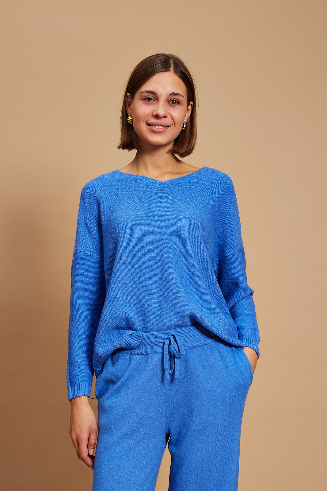 Oversized Soft-Knit V-Neck Jumper