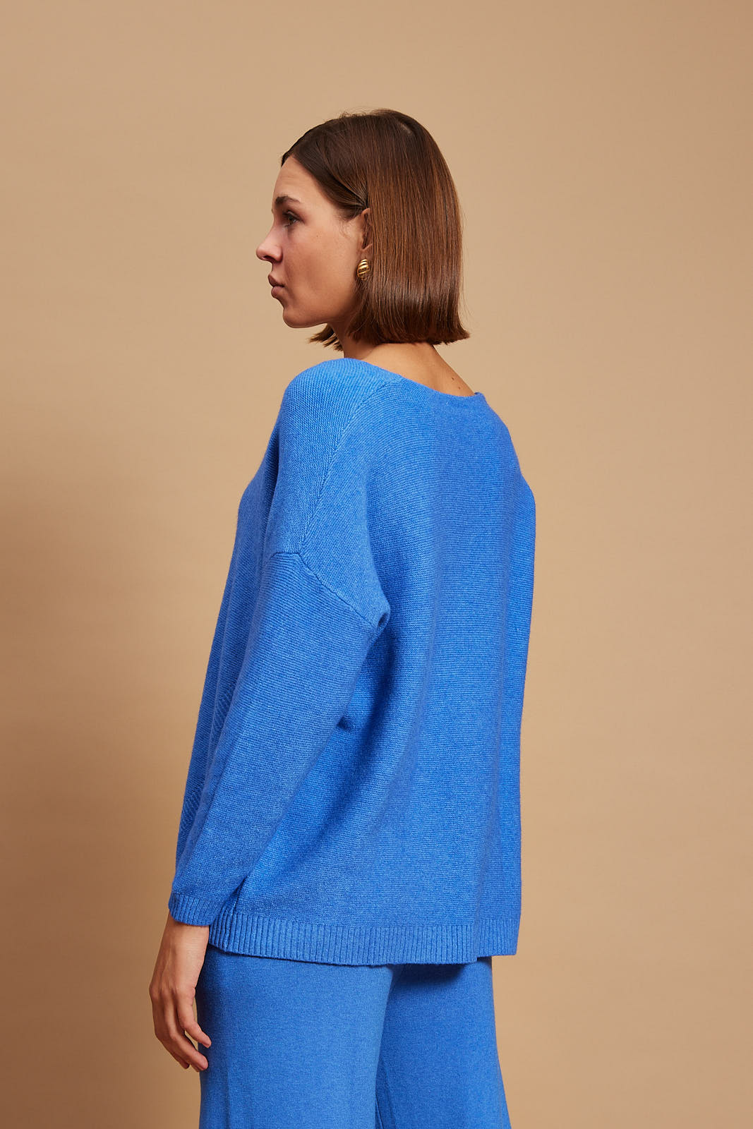 Oversized Soft-Knit V-Neck Jumper