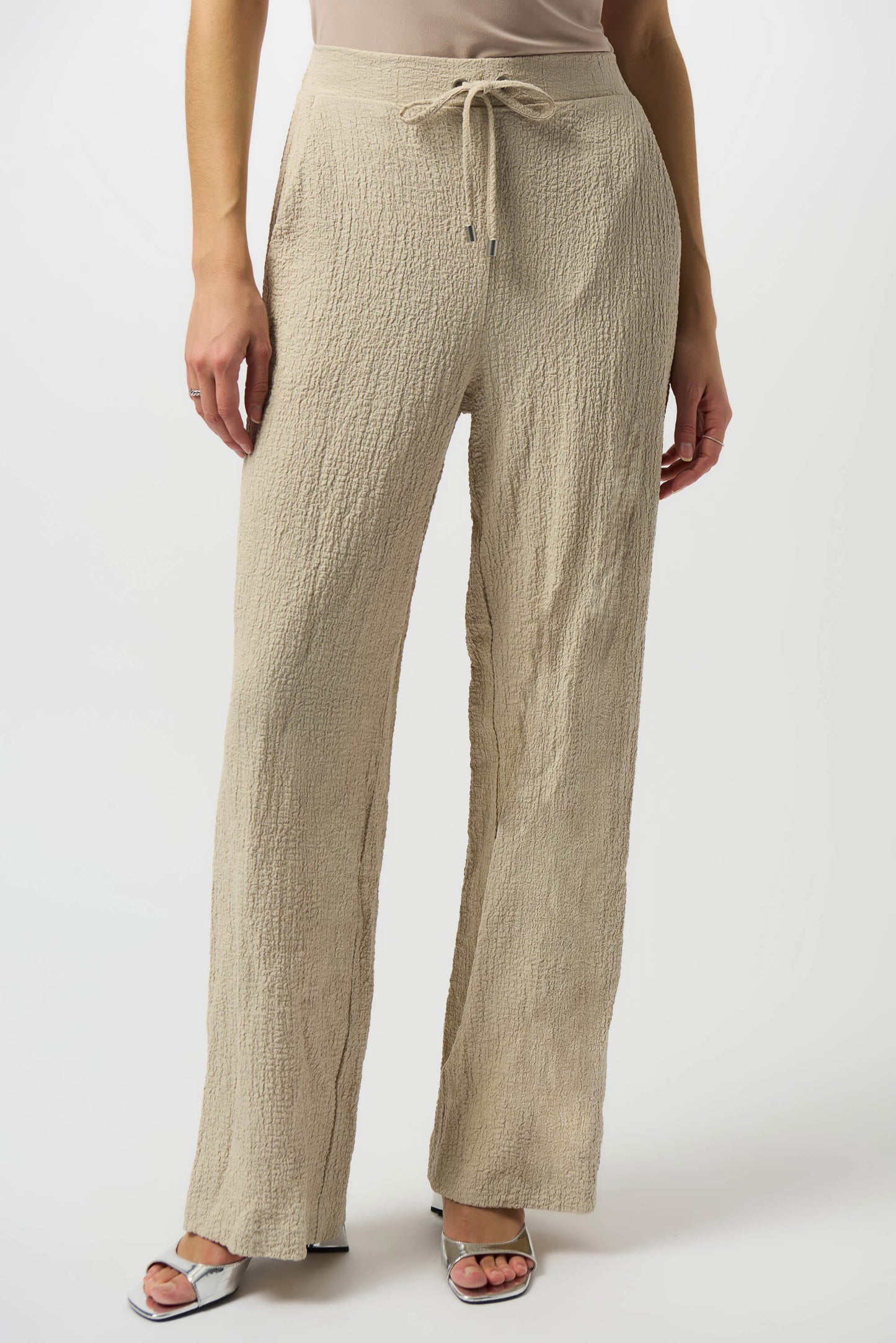 Seersucker Wide Leg Pull-On Trousers 251293