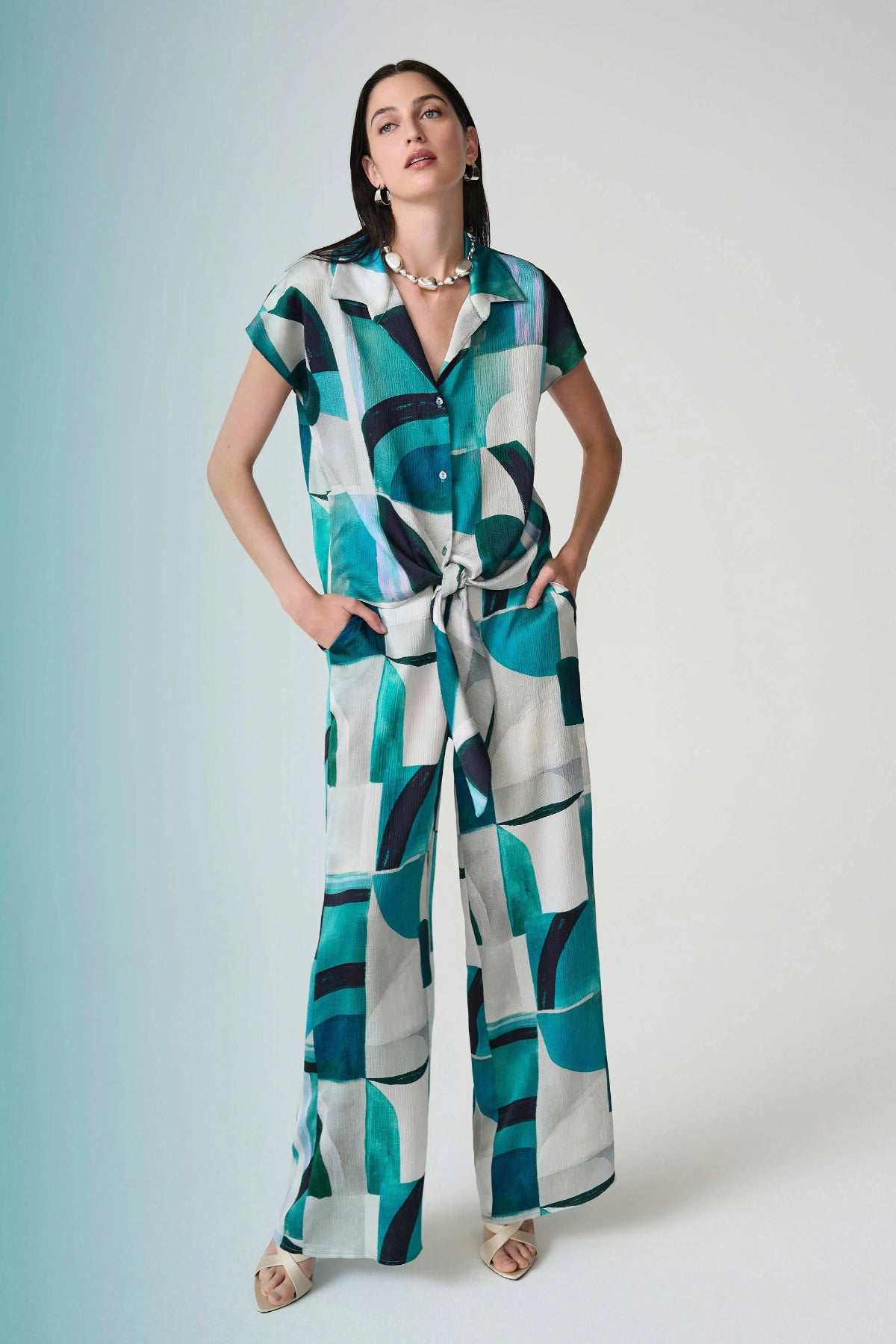Textured Satin Geometric Print Wide Leg Pull-On Trousers