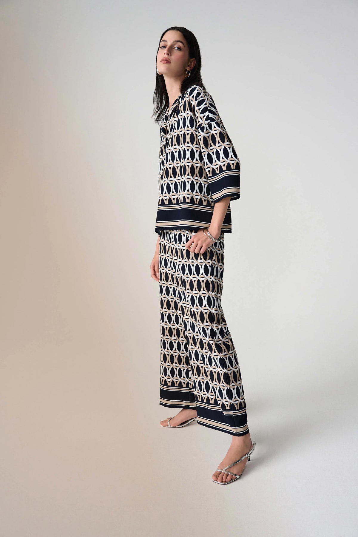 Geometric Print Wide Leg Pull-On Trousers - Lucindas on-line
