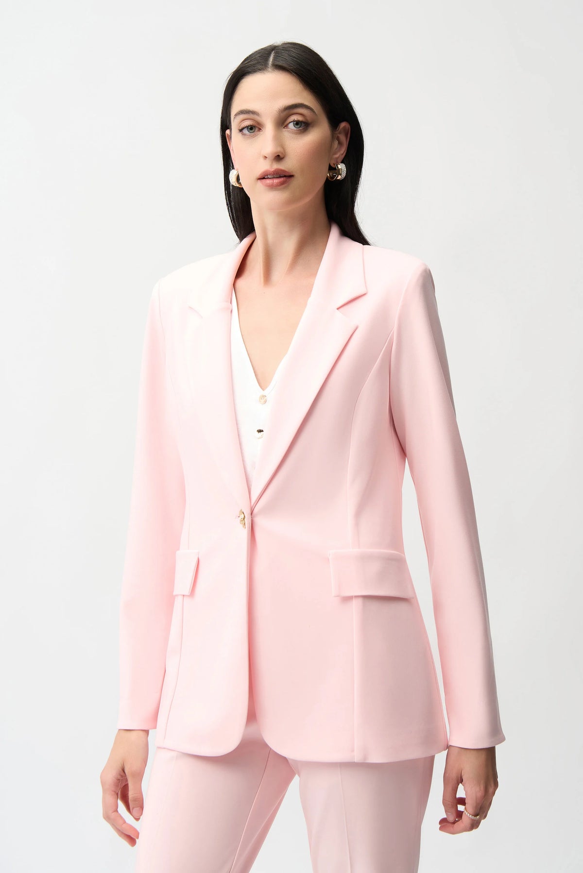 Silky Knit Fitted Blazer With Statement Button - Lucindas on-line