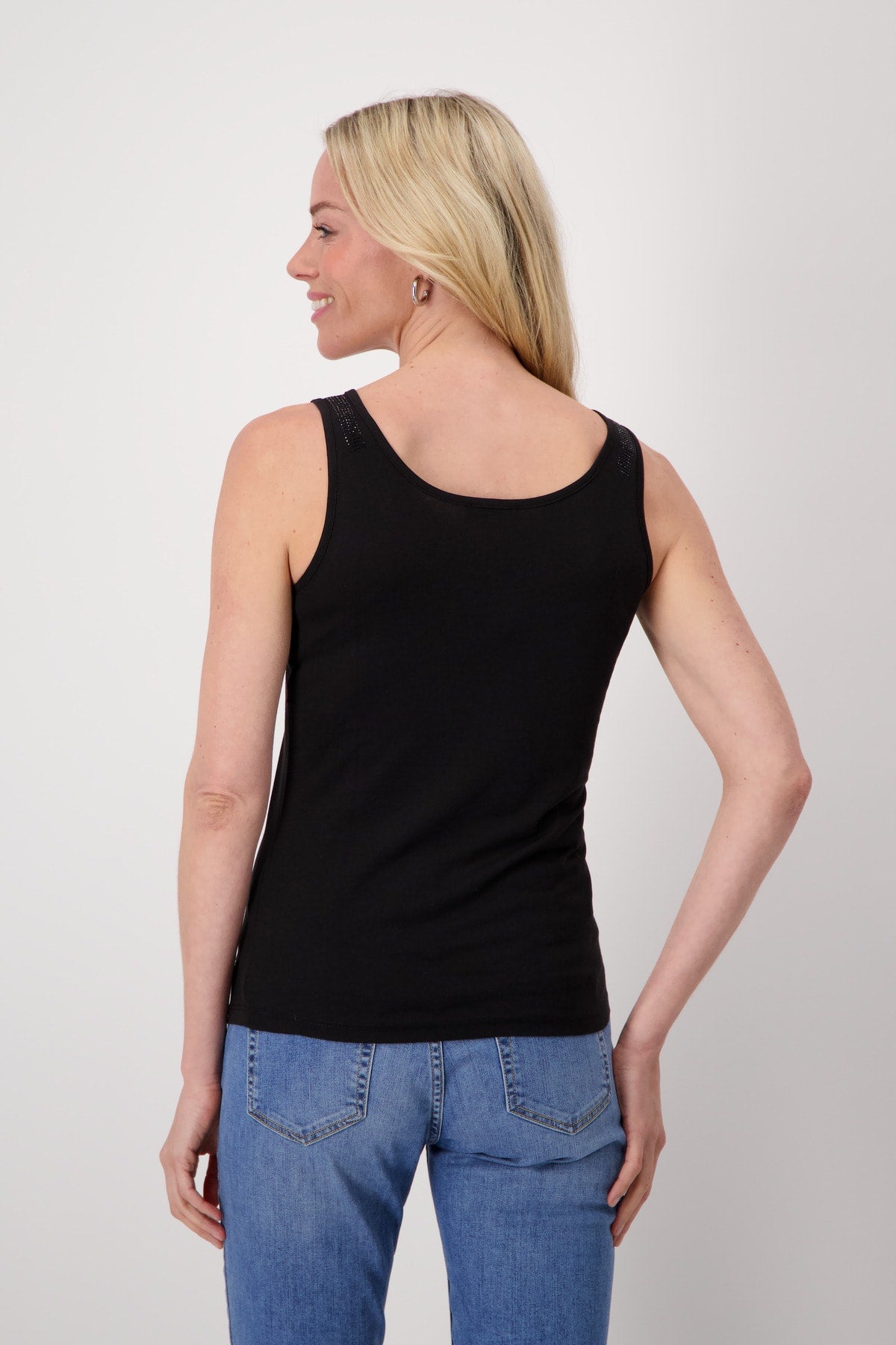 Off-White Vest Top with Rhinestone 409366