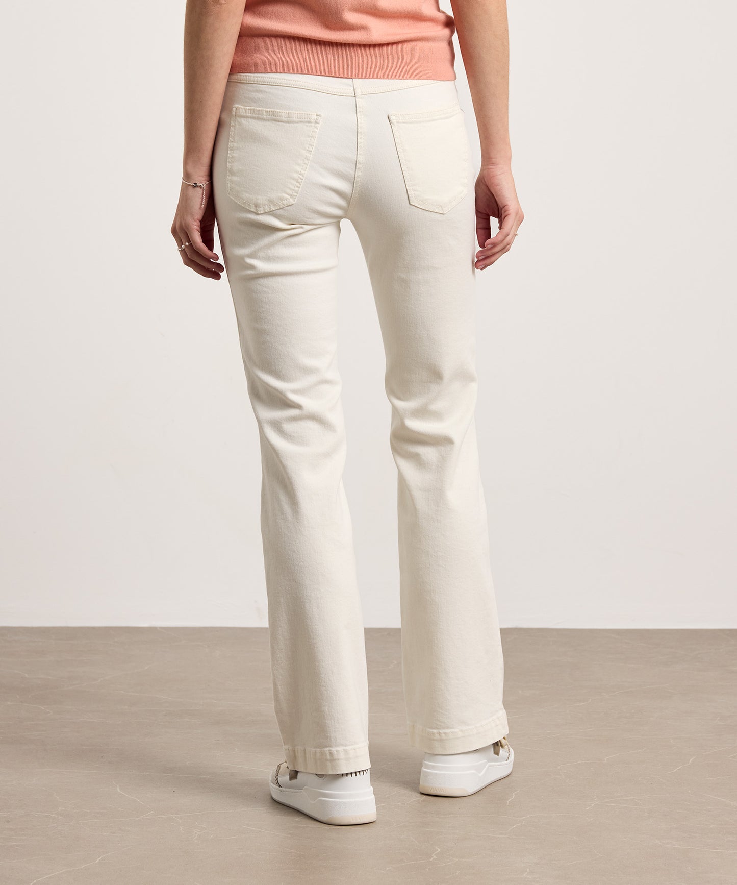 toni Offwhite Perfect Shape Bootcut Jeans