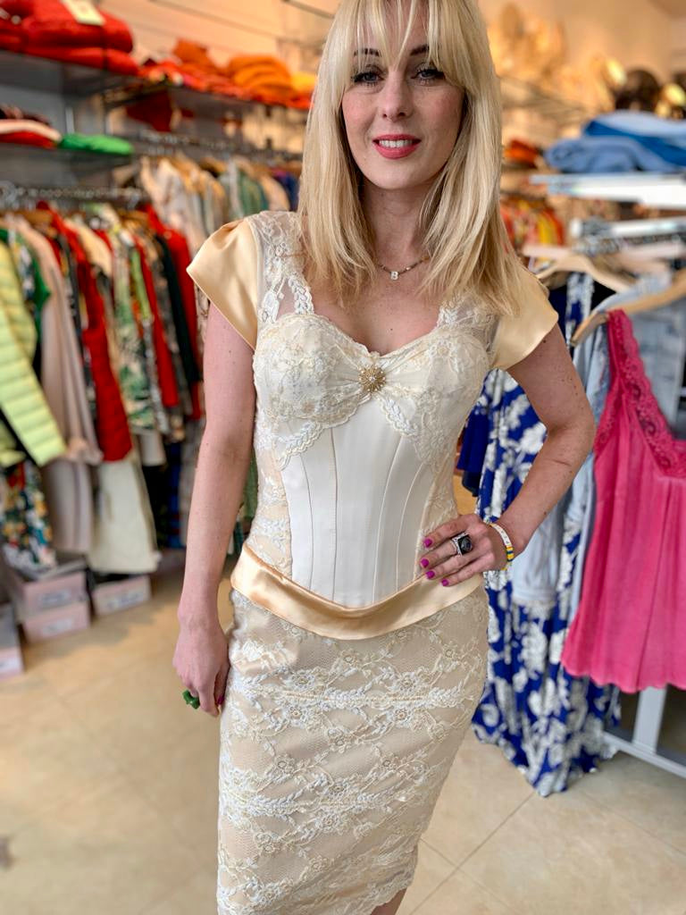 Cream Vintage Dress - Lucindas on-line