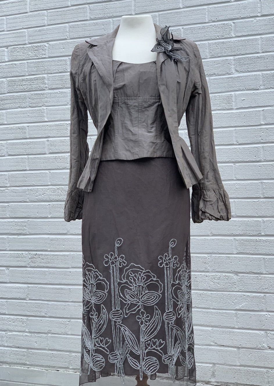 Linea Raffaeli dark taupe 3 piece set bolero- 6555 - Lucindas on-line