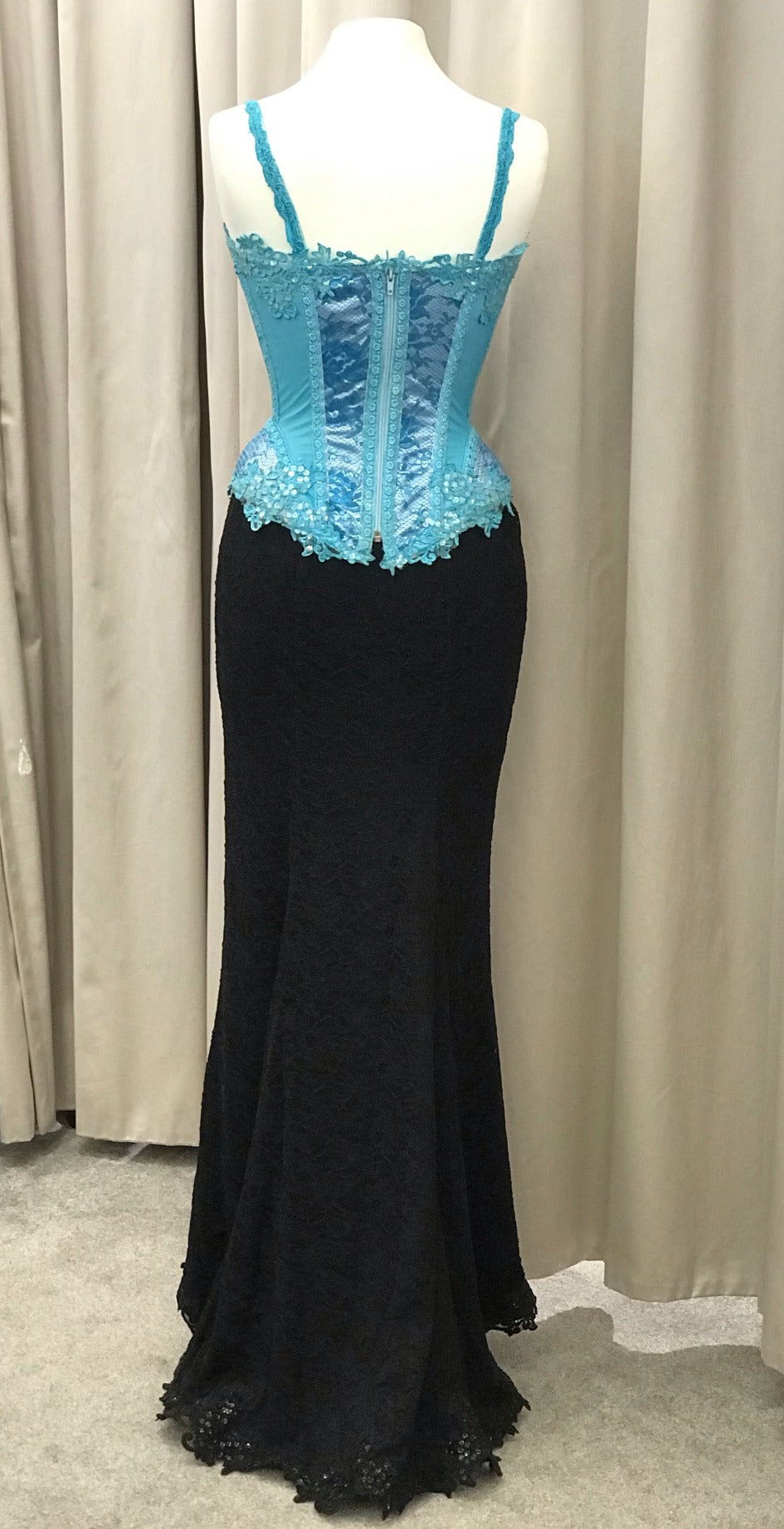 Vintage lace skirt - Lucindas on-line