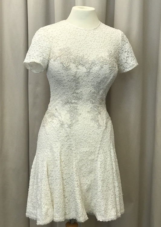 Vintage lace skater-style dress - Lucindas on-line