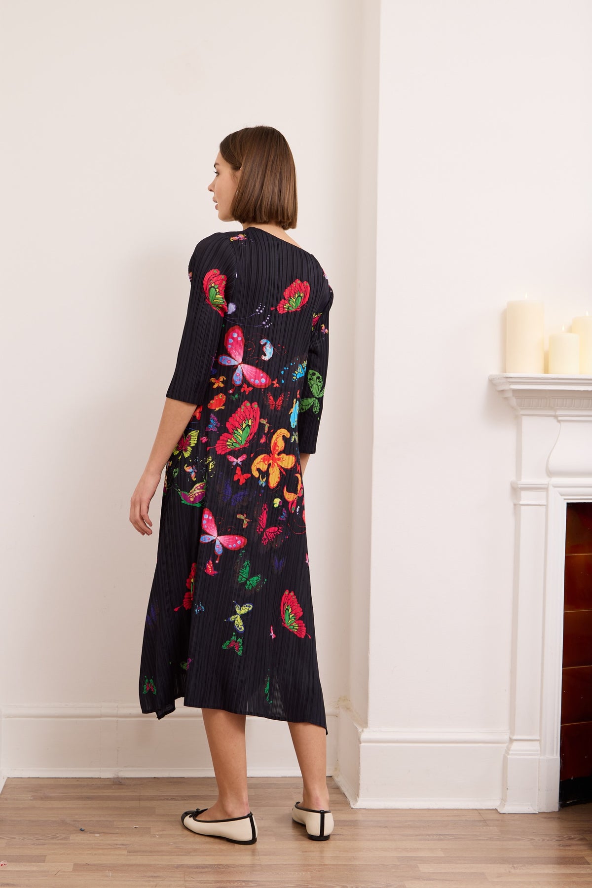 Abstract Butterfly Plissé Midi Dress