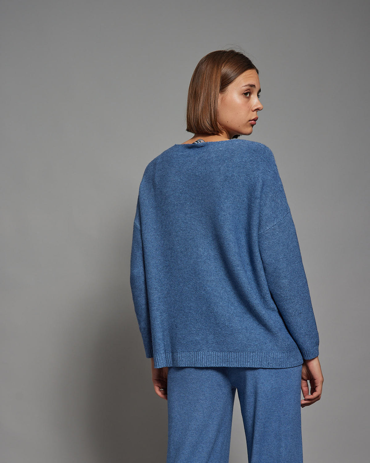 Oversized Soft-Knit V-Neck Jumper