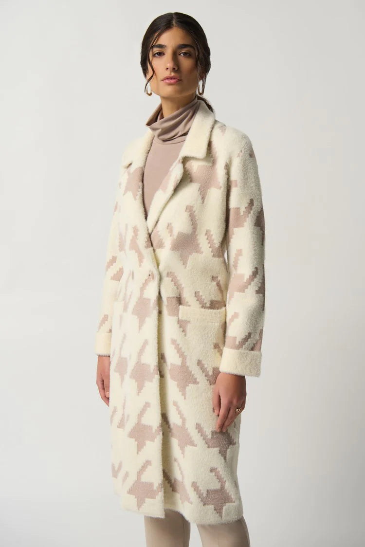 Large Houndsooth Straight Coat 233941