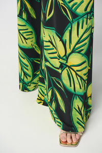 Leaf Print Silky Knit Wide-Leg Trousers 241288