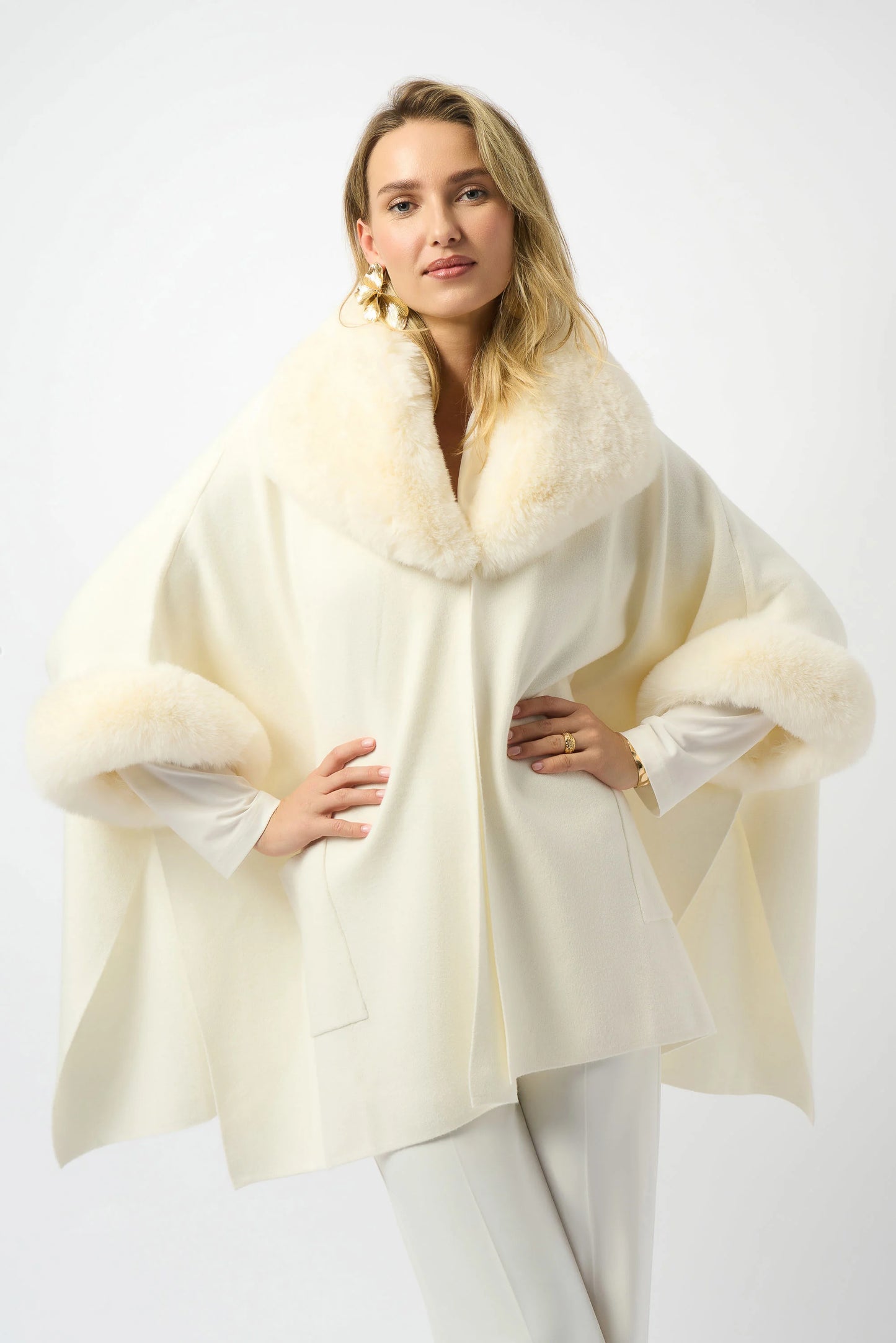Brushed Knitted and Faux Fur Cape