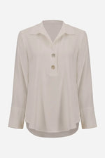 Load image into Gallery viewer, Straight Top With Button Detail 251079
