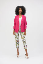 Load image into Gallery viewer, Conversational Print Crop Pants 252232
