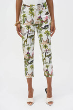 Load image into Gallery viewer, Conversational Print Crop Pants 252232
