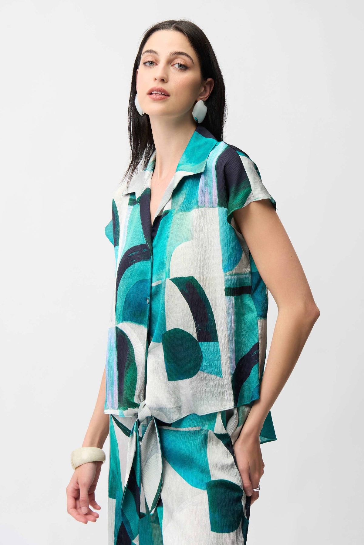 Textured Satin Geometric Print Boxy Top With Front Ties