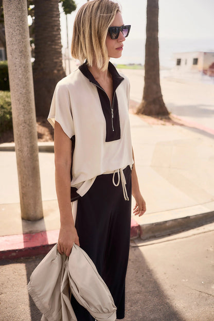 Colour Block Straight Top With Zipped Collar