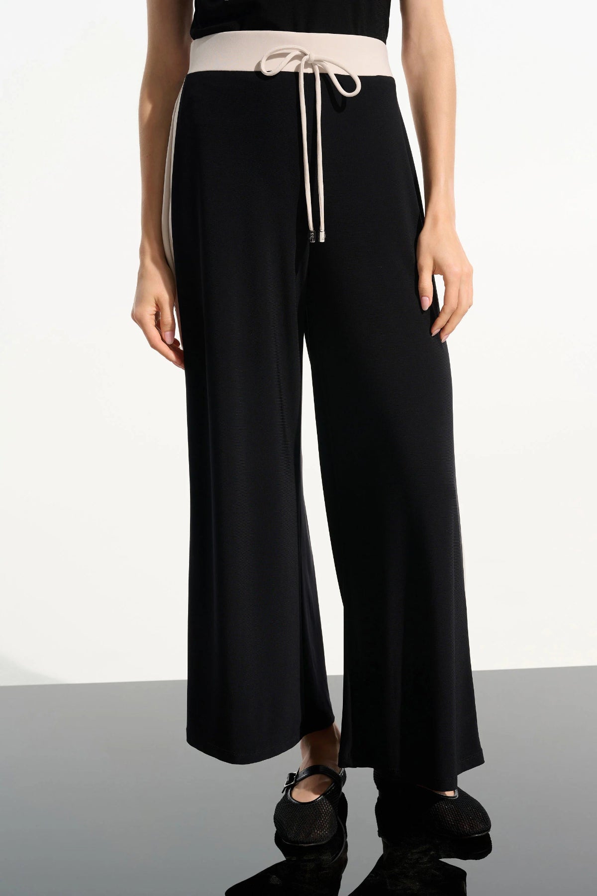 Colour Block Wide Leg Pull-On Trousers