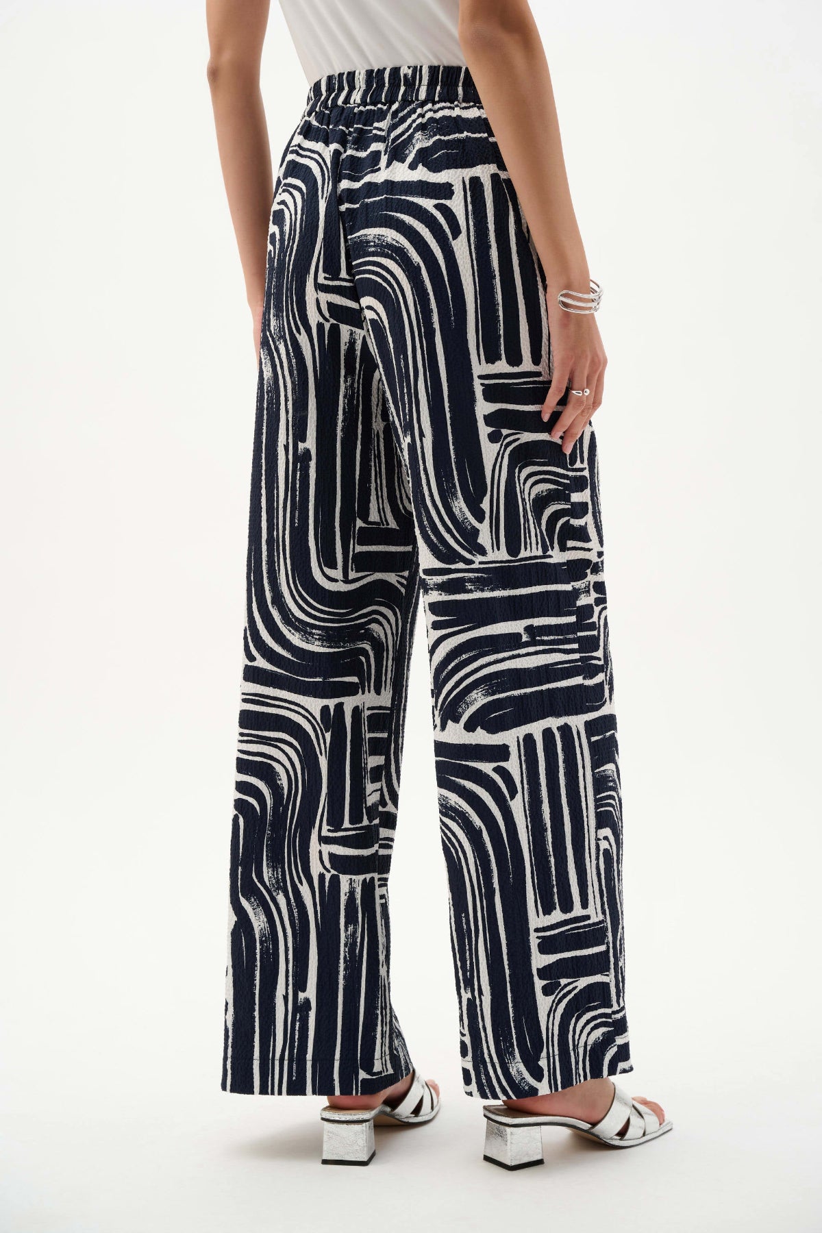 Joseph Ribkoff Seersucker Abstract Print Wide Leg Pull-On Trousers