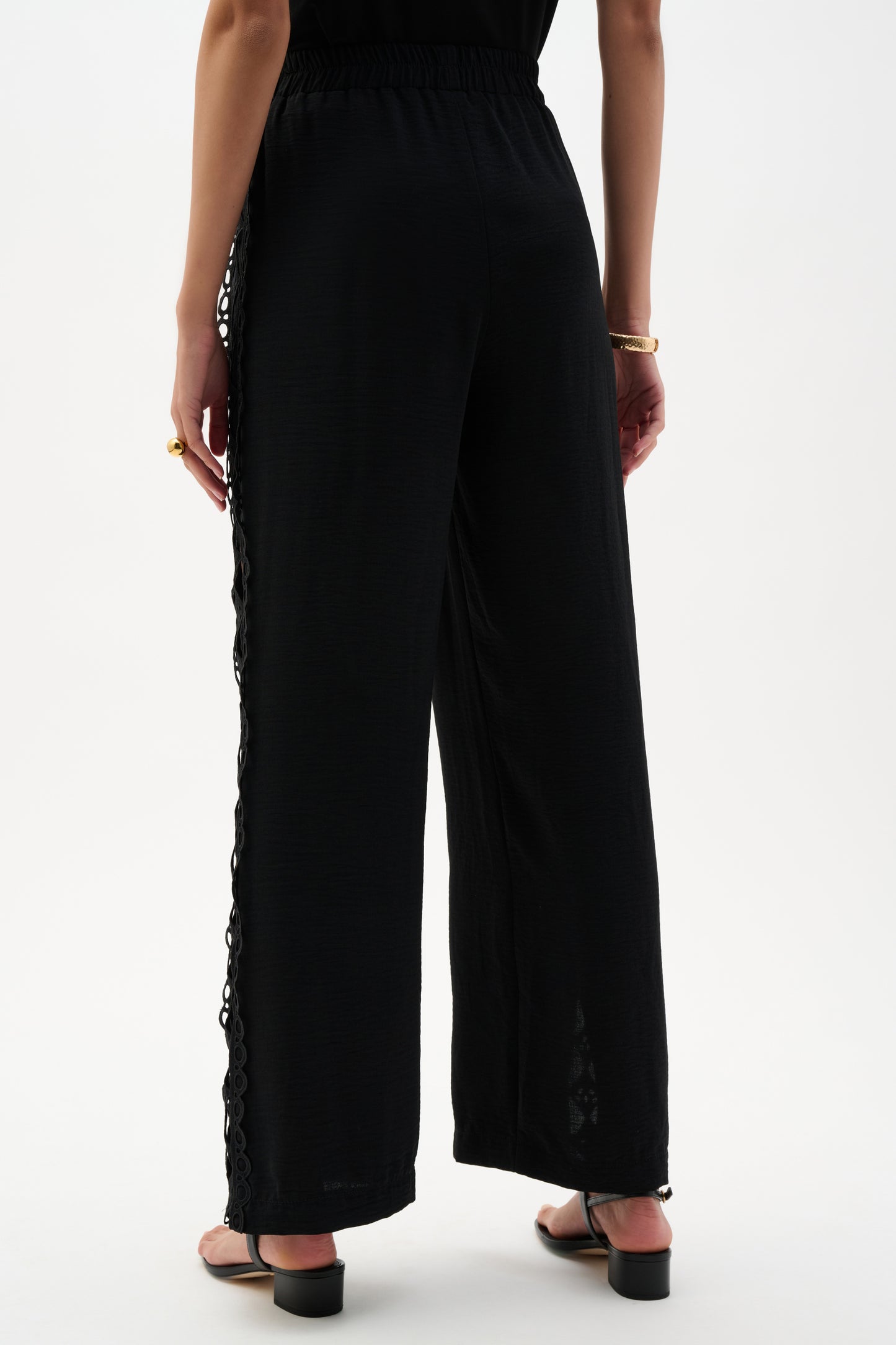 Wide Leg Pull-On Trousers With Guipure Trim - Lucindas on-line
