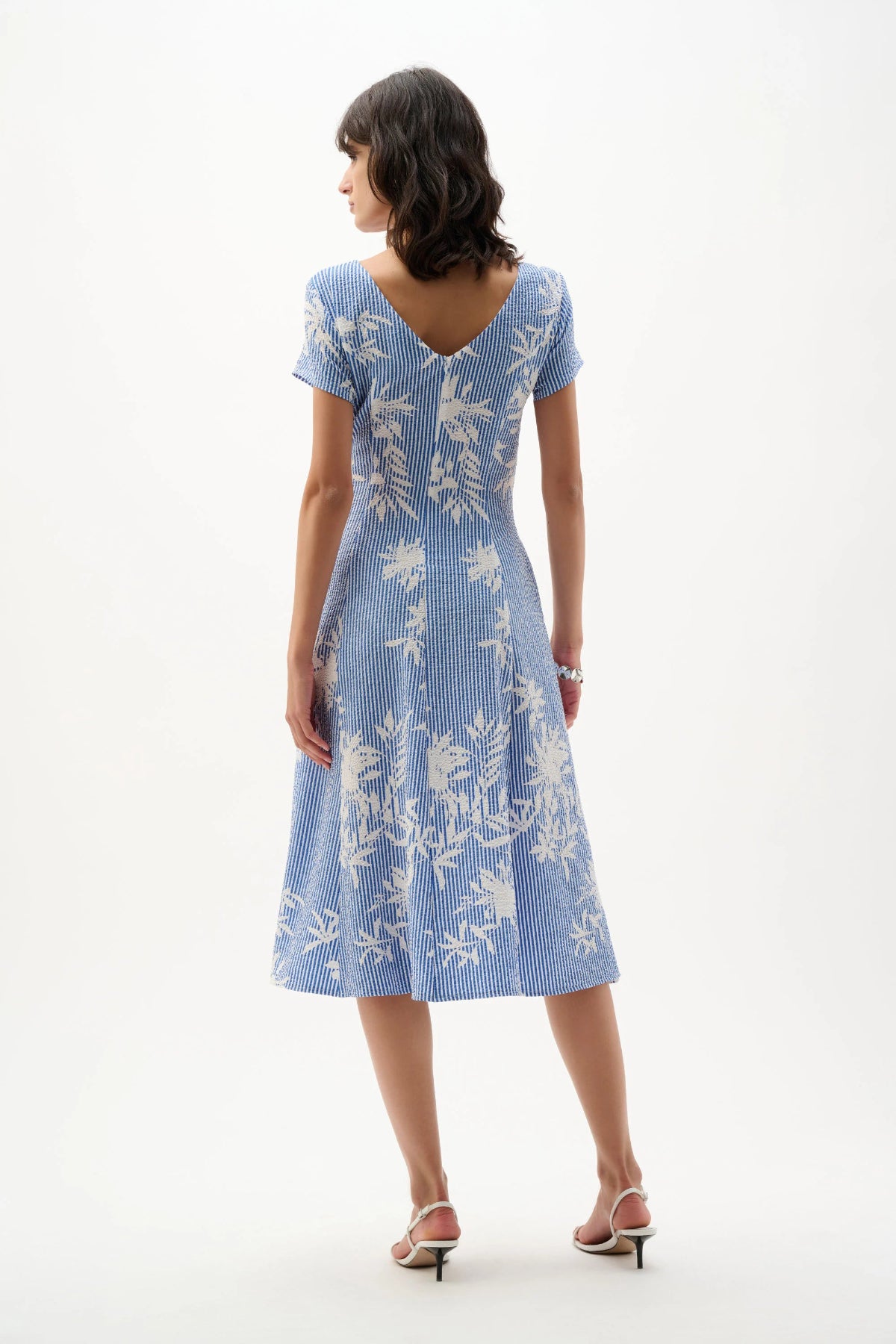 Seersucker Floral Print Fit And Flare Dress – Lucindas on-line