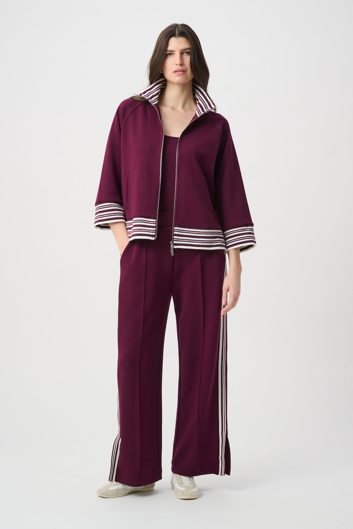 Pin-Tuck Wide Leg Jogger
