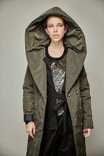 Load image into Gallery viewer, Longline Puffer Coat in Navy
