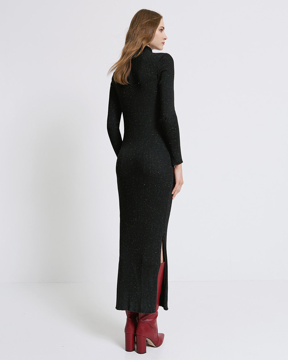 Fitted turtleneck knitted dress 44-8044