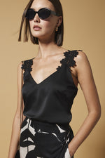 Load image into Gallery viewer, White Lace Cami Top 47641
