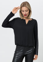 Load image into Gallery viewer, Red Long-sleeved shirt with contrast piping 455410
