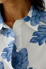 Load image into Gallery viewer, Blue Dolce Vita Floral Cotton Shirt 92934
