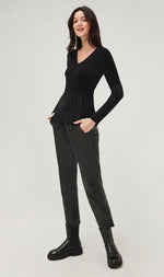 Load image into Gallery viewer, Beige Suzanne Sequins Jumper AW411
