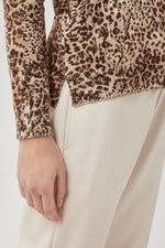 Load image into Gallery viewer, Leopard Print Jumper DW105
