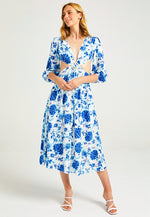 Load image into Gallery viewer, Cut-Out Midi Floral Dress with Buckle J035279
