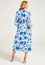 Load image into Gallery viewer, Cut-Out Midi Floral Dress with Buckle J035279
