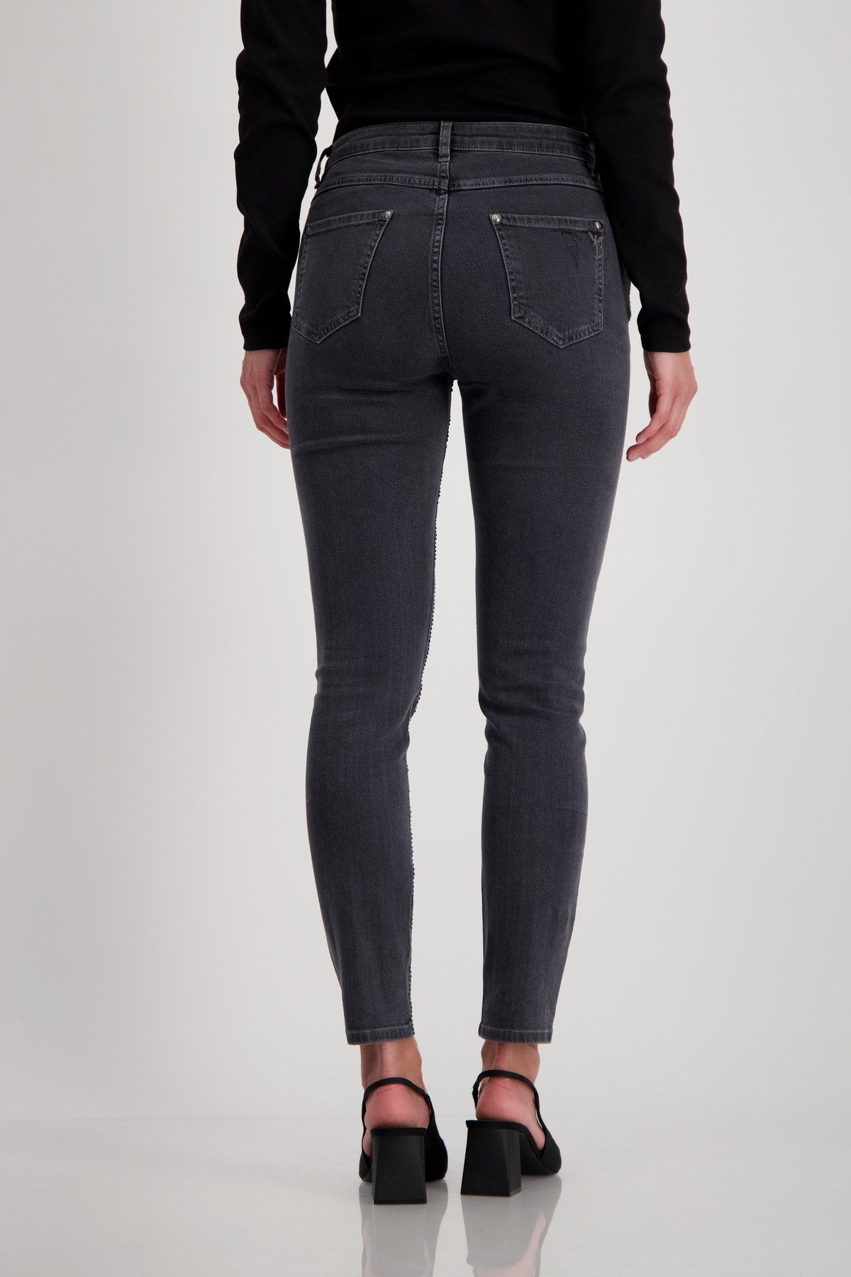 Rhinestone Embellished Slim Fit Jeans 408345