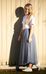 Load image into Gallery viewer, Tulle Midi Skirt
