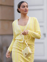 Load image into Gallery viewer, Yellow Checked Knitted Cardigan WC 39.15 M33
