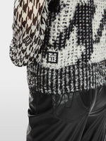 Load image into Gallery viewer, Checkered Sleeveless Knitted Top XS 42.04 M34
