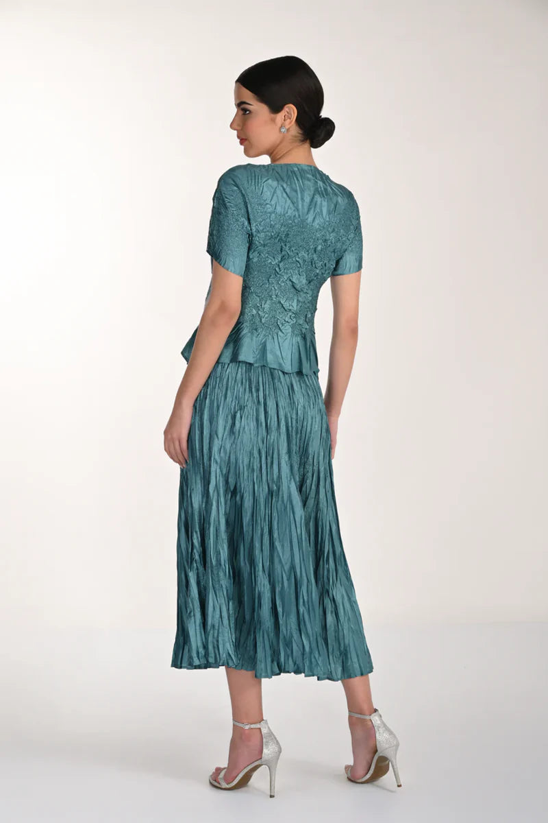 Frank Lyman Crinkle Teal Top & Skirt Set
