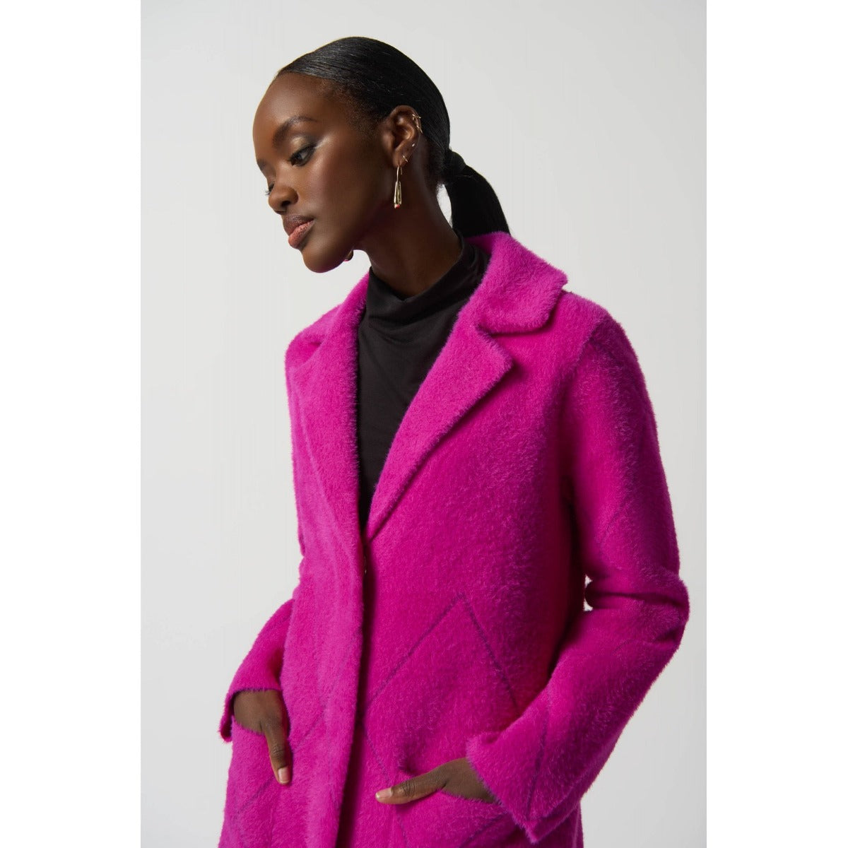 Soft Knitted Quilt Detail Coat 233951