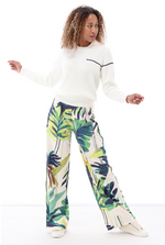 Load image into Gallery viewer, Tropical Leaf-Print Wide-Leg Trousers A322
