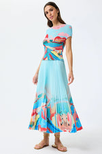 Load image into Gallery viewer, Blue Waffled Stretch Plisse Top KE865
