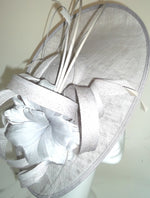 Load image into Gallery viewer, Disc Style Occasion Hat

