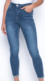Load image into Gallery viewer, Frank Lyman Jeans 190117U - Lucindas on-line
