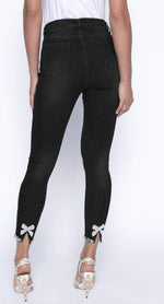 Load image into Gallery viewer, Frank Lyman Jeans 191116U - Lucindas on-line
