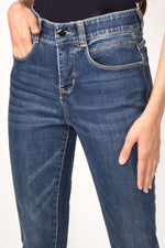Load image into Gallery viewer, Denim Shape Lifting Straight Leg Jeans 213126U

