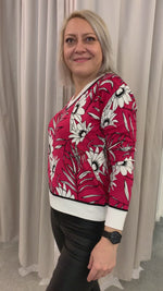 Load and play video in Gallery viewer, Fuchsia Floral Print Jumper PH906
