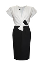 Load image into Gallery viewer, Monochrome Bow Combined Dress 45543
